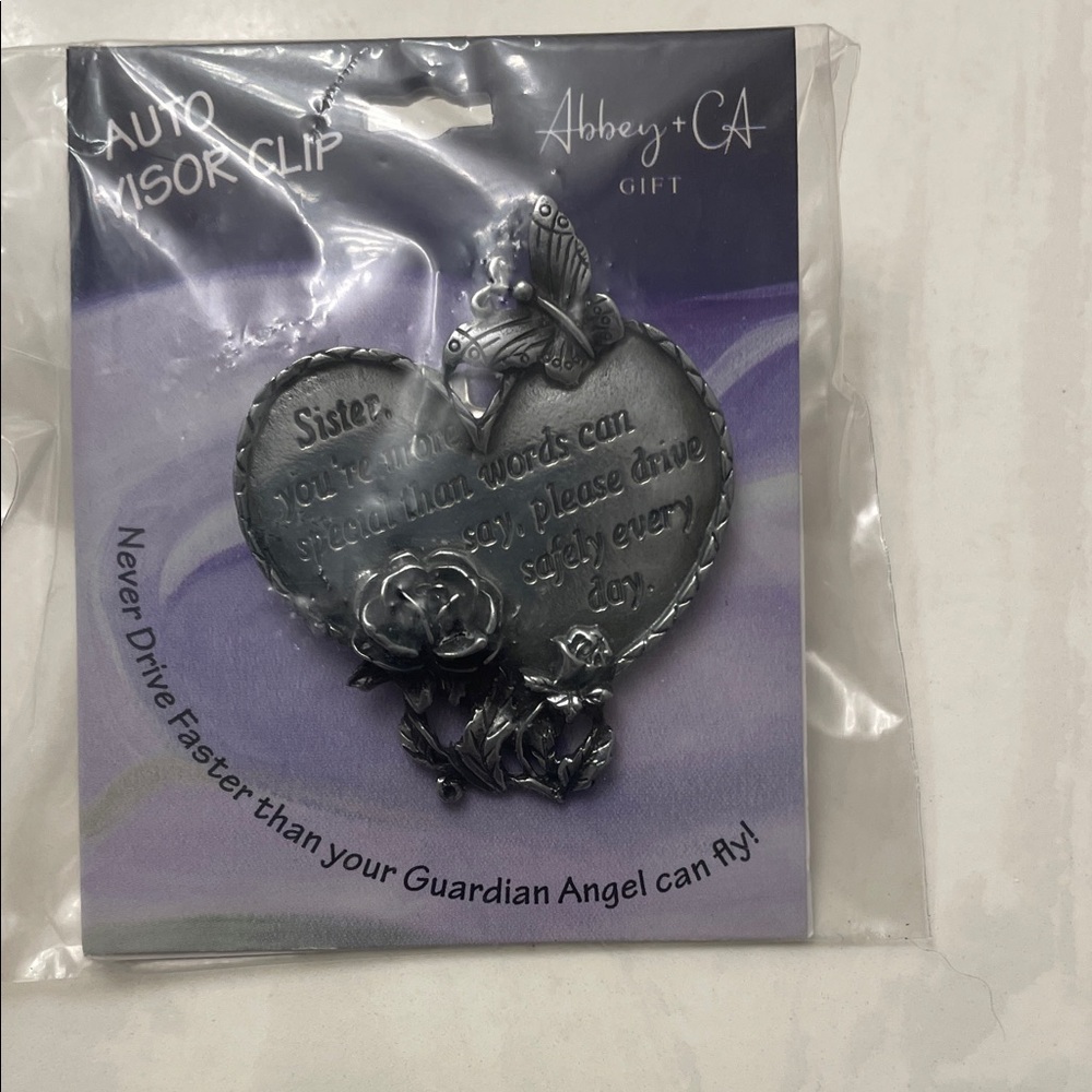 Sister Silver Heart-Shaped Auto Visor Clip